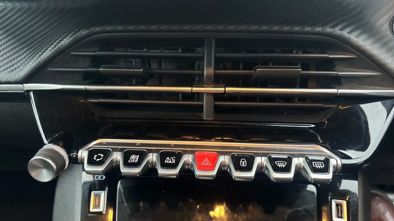 Peugeot 208 100kW Allure Premium + 50kWh 5dr Auto Electric Hatchback